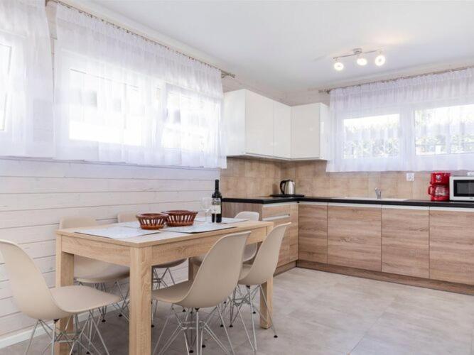 Holiday Cottages Close To The Beach, Pobierowo Exterior photo